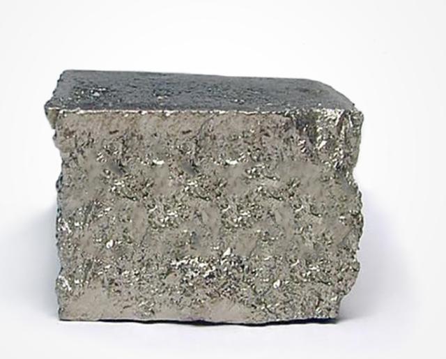 关于贵金属(关于贵金属和宝石从业机构反洗钱宣传活动简报)