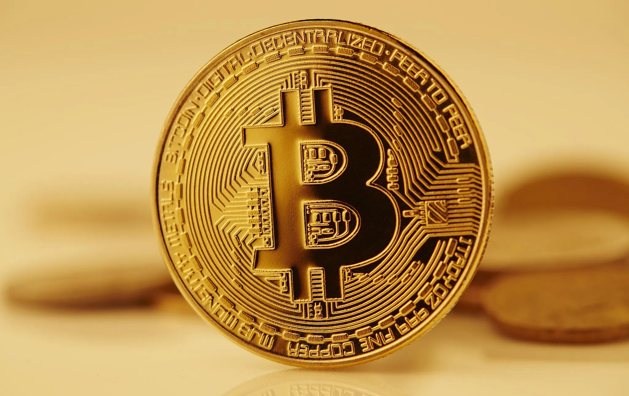 比特币是货币吗(比特币是不是货币?你如何看待比特币?)