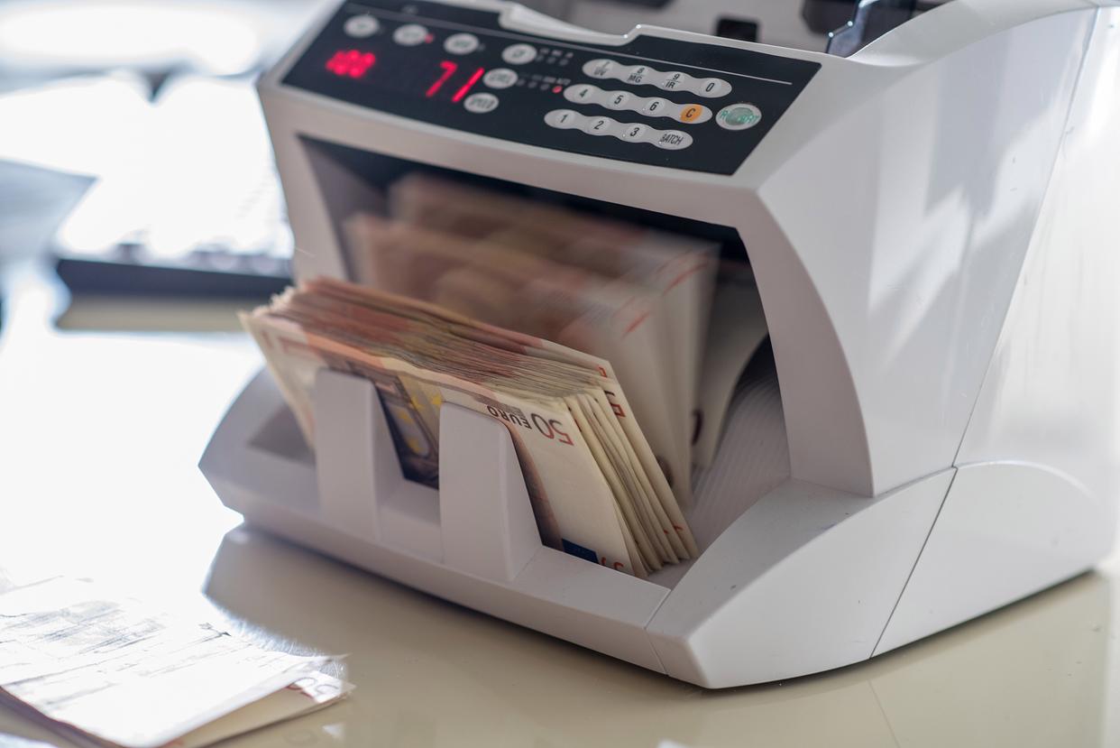 货币兑换机(货币兑换怎么操作)